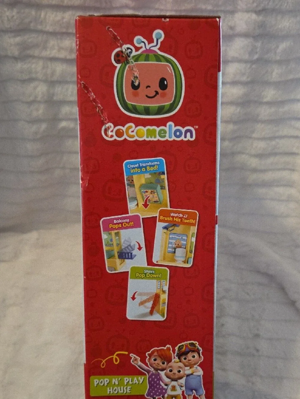 Cocomelon Pop N' Play House Kids Playset - Yellow and Blue - Picture 6 of 7